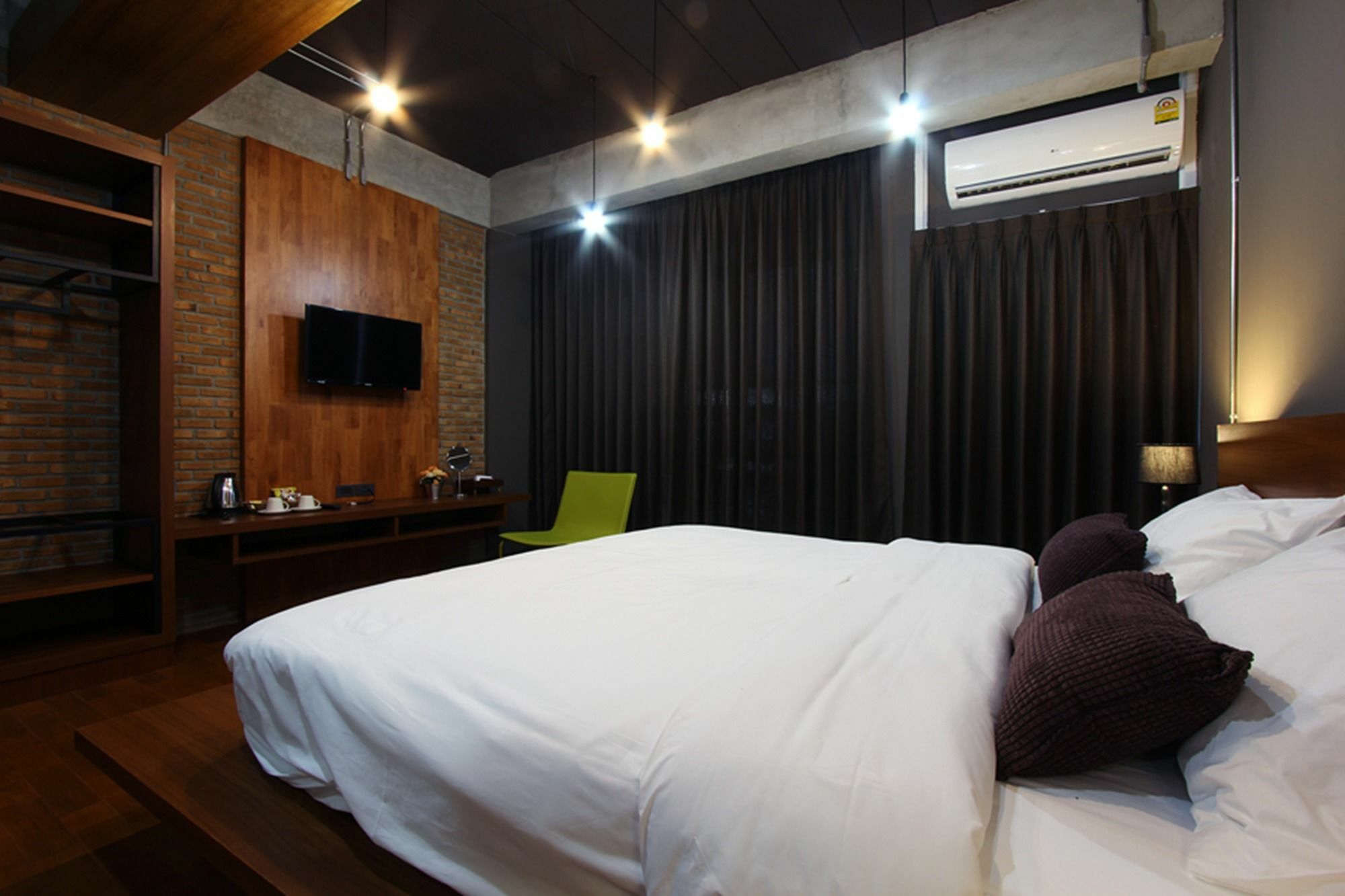The Loft Room Чиангмай Екстериор снимка