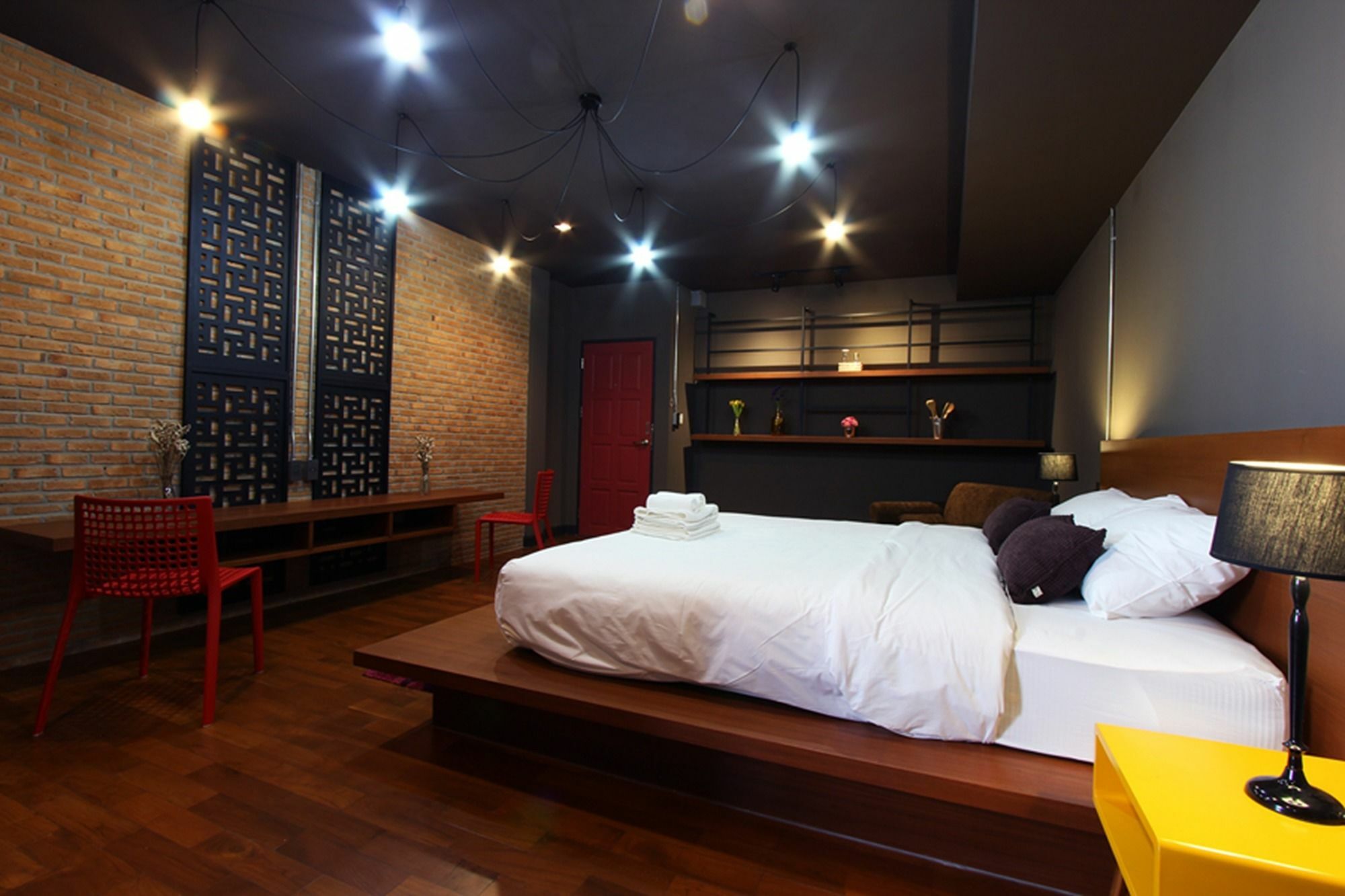 The Loft Room Чиангмай Екстериор снимка